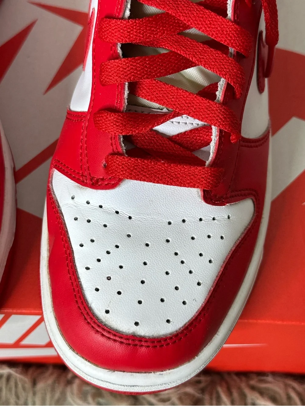 Nike Dunk High Championship Red DB2179-106 7 Youth